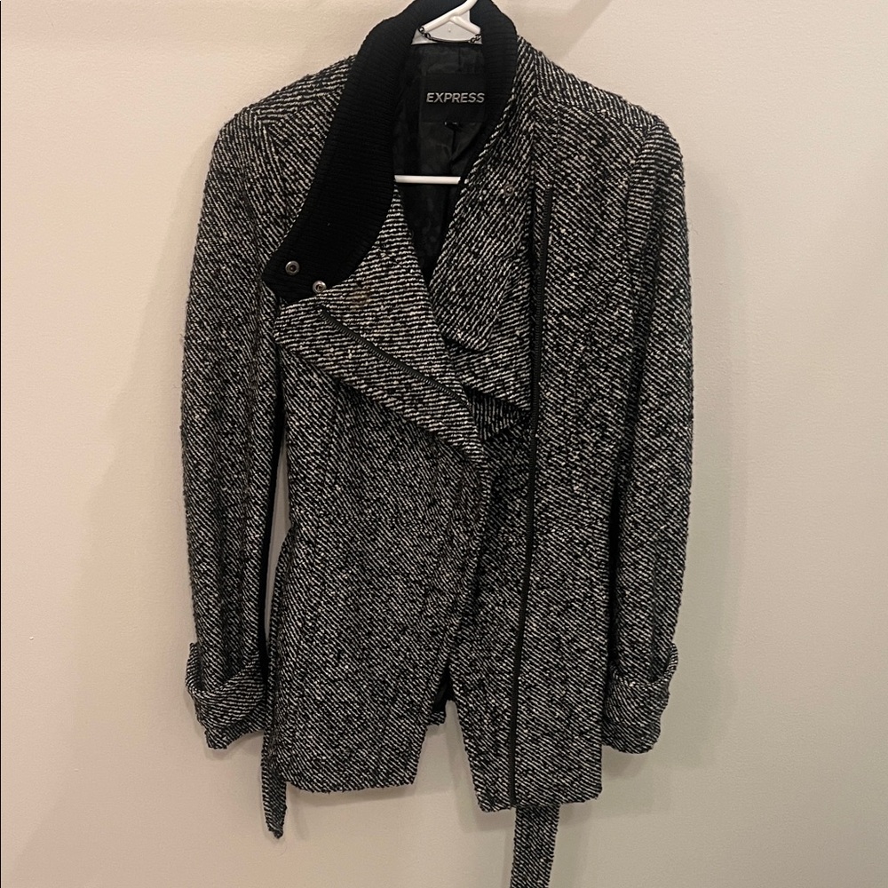 Express Women's Black and White Trench Coat